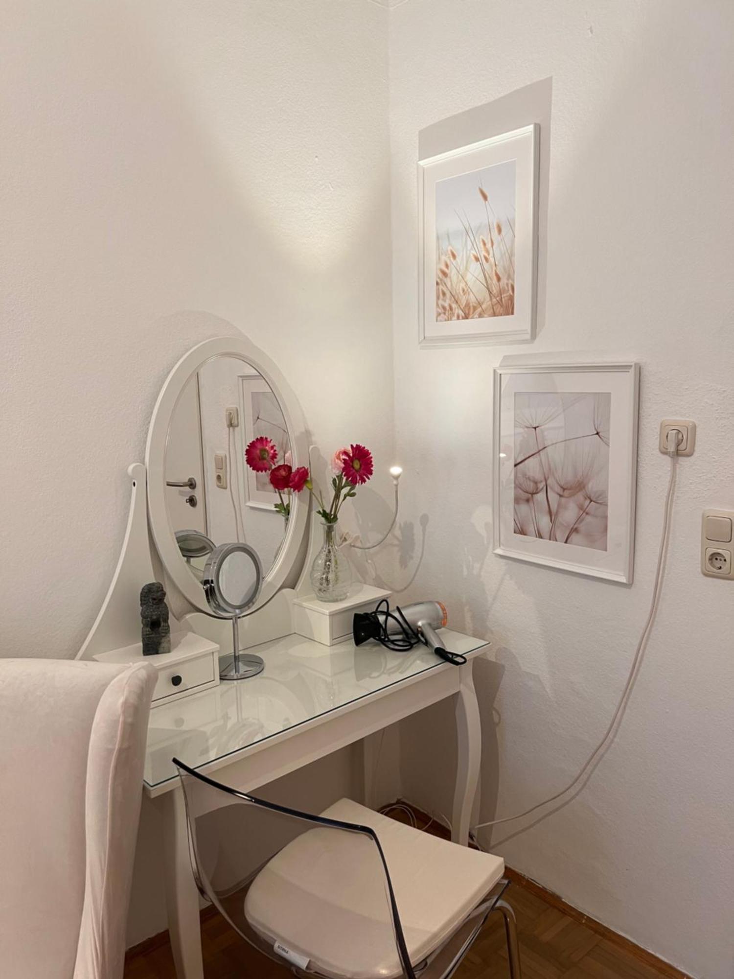 Blick Ins Gruene Apartment *